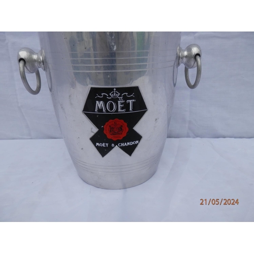 719 - Vintage Moet and Chandon Champagne Ice Bucket