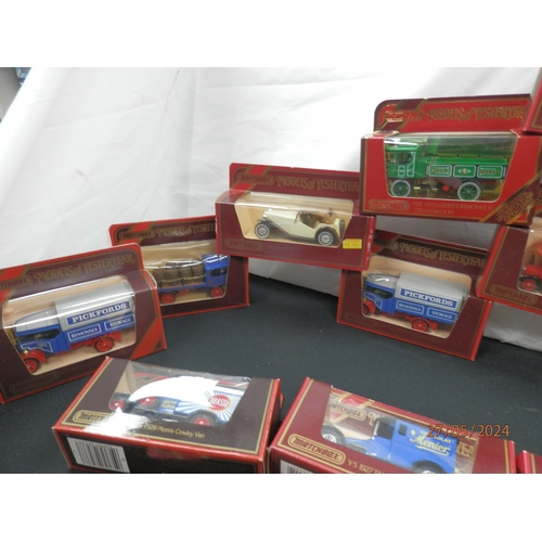 665 - Good Collection of Boxed Diecast Cars and Vehicles