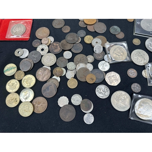 348 - A Good Collection of Coins to include 2 Cartwheel Pennys, Victorian Silver Crown, £2 coins etc