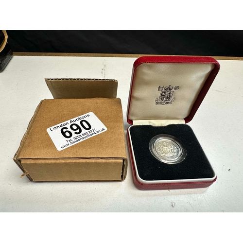 690 - Royal Mint Silver Proof One Pound Coin