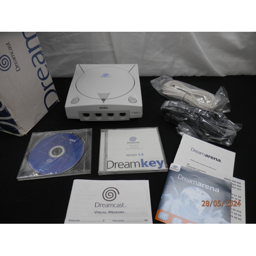 256 - A Sega Dreamcast Console in original box