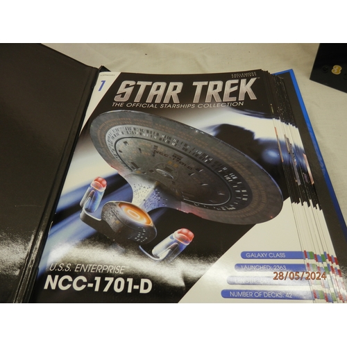 530 - Lot of Star Trek Magazines and Binders