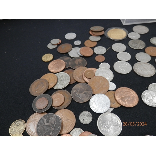 68 - Mixed Lot of Coins to Include Silver Examples