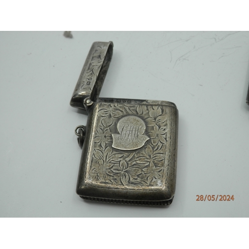 92 - Hallmarked Silver Vesta Case & a Hallmarked Silver Matchbook Case