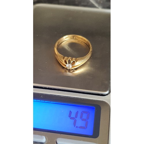 10A - 18ct Gold/Diamond ring 4.9g