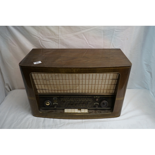 27 - Vintage Braun Radio