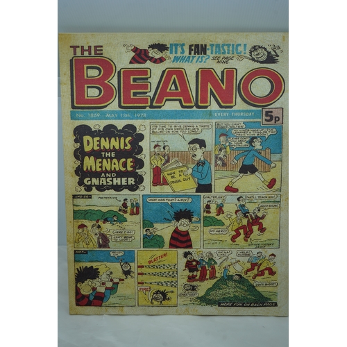 47 - Large Beano Canvas Print