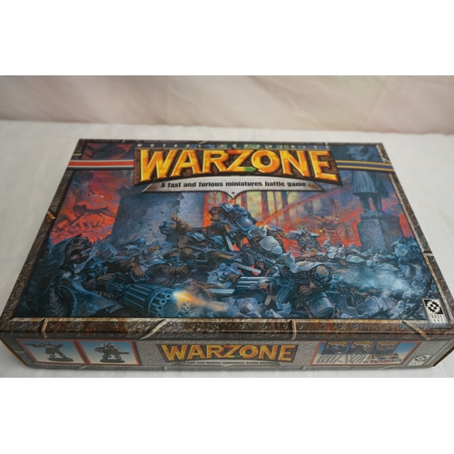 80 - Target Games Mutant Chronicles Warzone A Fast and Furious Battle Game (Inernal pieces Sealed)