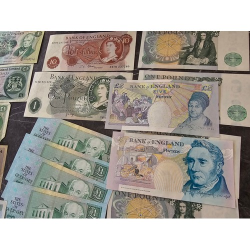 30A - Good selection of old UK Bank Notes