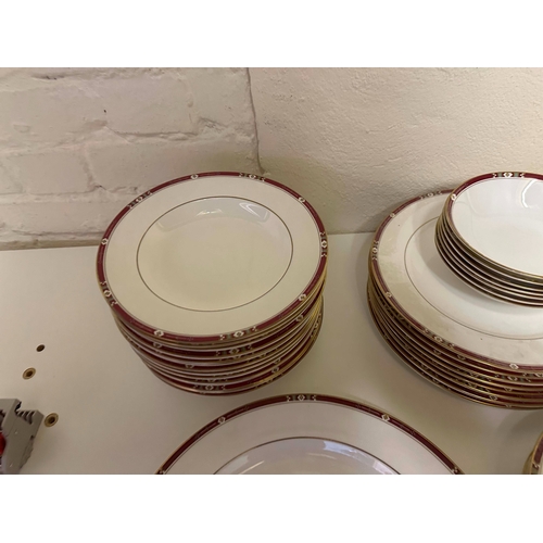 1390 - Large Royal Stafford Dinner Set