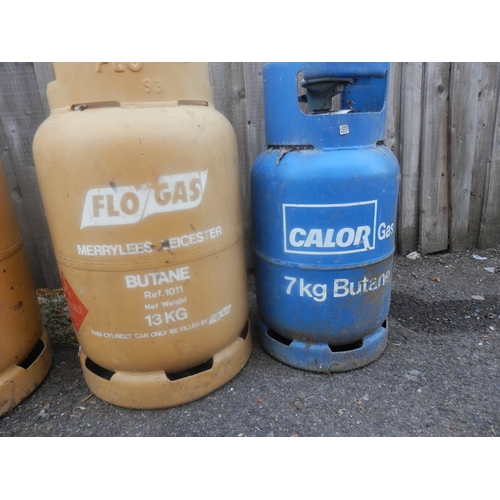 1443 - Lot of 4 Gas Bottles-Empty/Part Contents