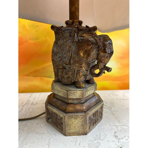 1453 - Vintage Elephant Table Lamp