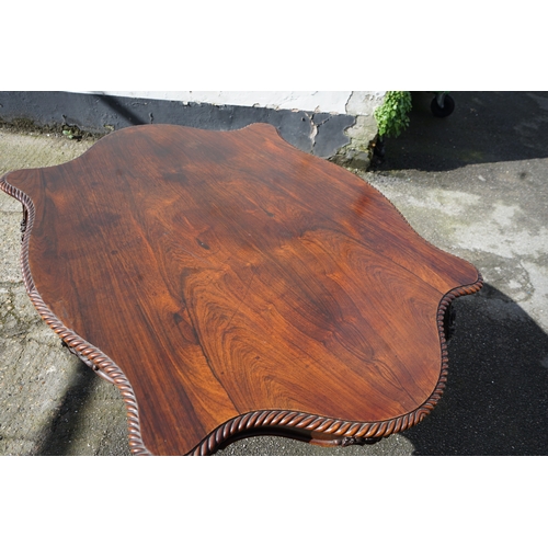 1439 - Very Good Quality 19th Century French Rosewood Table