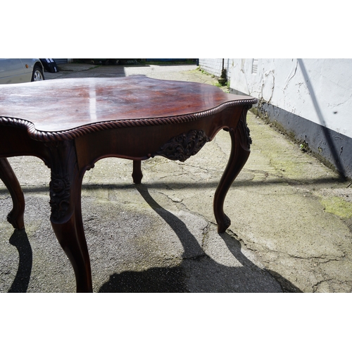 1439 - Very Good Quality 19th Century French Rosewood Table