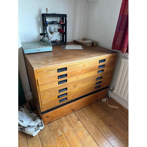 1431 - Mid Century Hardwood Plan Drawer Chest