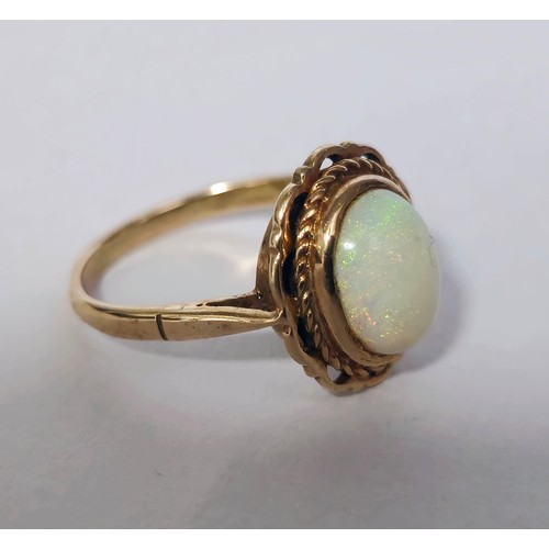 74A - Vintage 9ct Gold Opal Ring