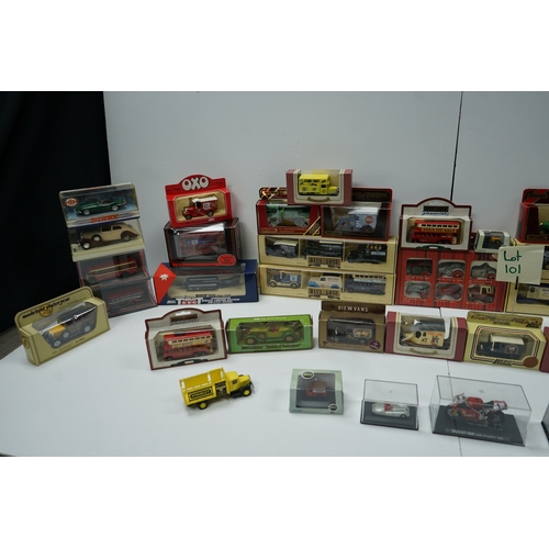 101 - Collection of die-cast model vehicles, including Matchbox, Dinky, Lledo Days Gone, and Vanguards ser... 