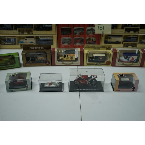 101 - Collection of die-cast model vehicles, including Matchbox, Dinky, Lledo Days Gone, and Vanguards ser... 