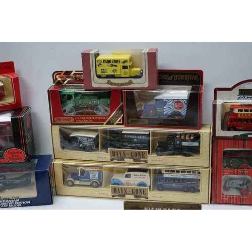 101 - Collection of die-cast model vehicles, including Matchbox, Dinky, Lledo Days Gone, and Vanguards ser... 