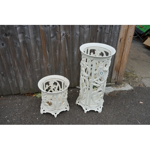 1243 - Gardens, Pots & Planters: Decorative Enamelled Wrought Iron Art Nouveau Style Umbrella Stand with Ma... 