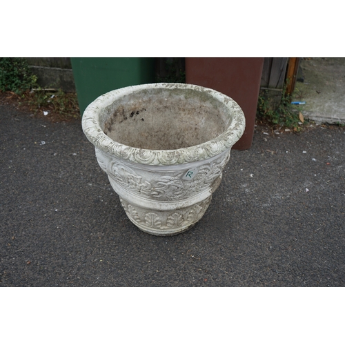 1245 - Gardens, Pots & Planters: Large Decorative Planter- 57cm Dia. x 47cm T