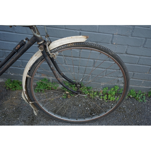 1216 - Vintage Raleigh Bicycle