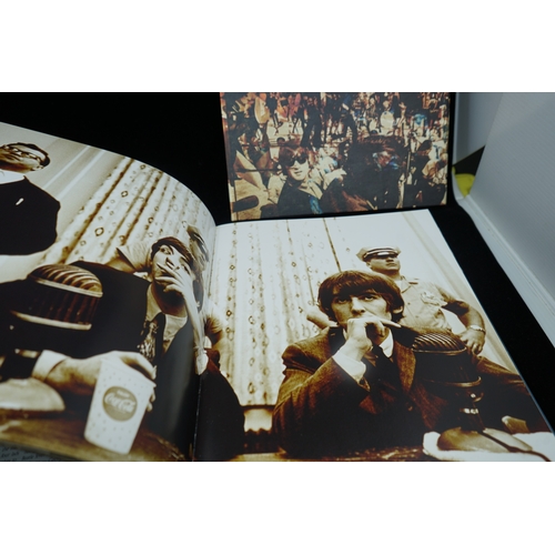 137 - Rare Book: The Beatles Interest-MANIA DAYS (SIGNED Limited Edition) signed by Stephen Gunther, curat... 