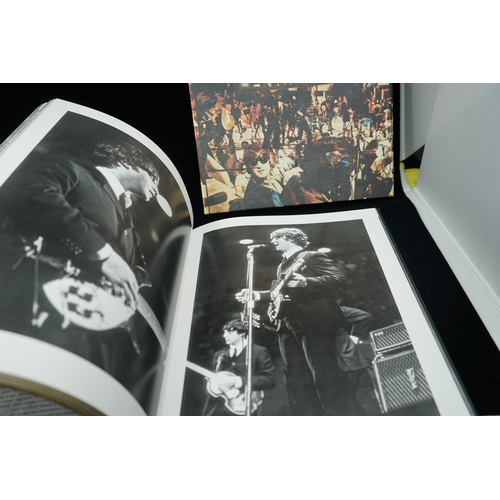 137 - Rare Book: The Beatles Interest-MANIA DAYS (SIGNED Limited Edition) signed by Stephen Gunther, curat... 