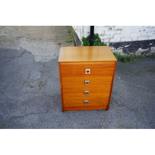 485 - Mid century chest of drawers