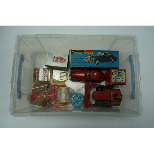 408 - Collection of vintage toys including a Rolls-Royce car replica, Progress Gyroscope Top, Yo-Yo, robot... 