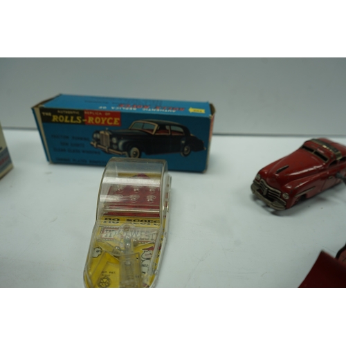 408 - Collection of vintage toys including a Rolls-Royce car replica, Progress Gyroscope Top, Yo-Yo, robot... 