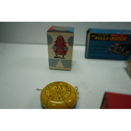 408 - Collection of vintage toys including a Rolls-Royce car replica, Progress Gyroscope Top, Yo-Yo, robot... 