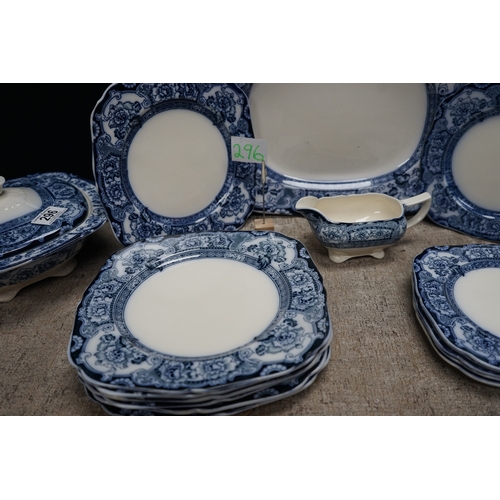 296 - Collection of Hollinshead Kirkham Davernport Blue and White to Include Tureens (16 pieces)