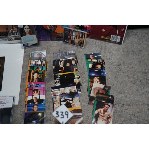 339 - Mixed Lot of Collectables : Signed Dogma CD from Viewaskew Prod., Lot of Babylon 5 Cards, Set of Ali... 