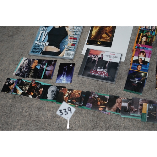 339 - Mixed Lot of Collectables : Signed Dogma CD from Viewaskew Prod., Lot of Babylon 5 Cards, Set of Ali... 