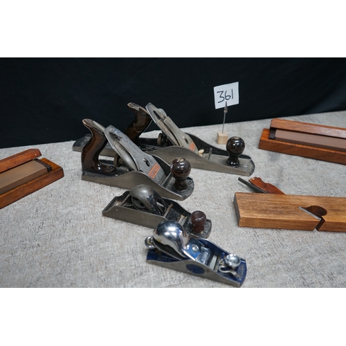 361 - Lot of Vintage Planes all in excellent condition to incl. Stanley No 6, Stanley No 130 plus Two Wood... 