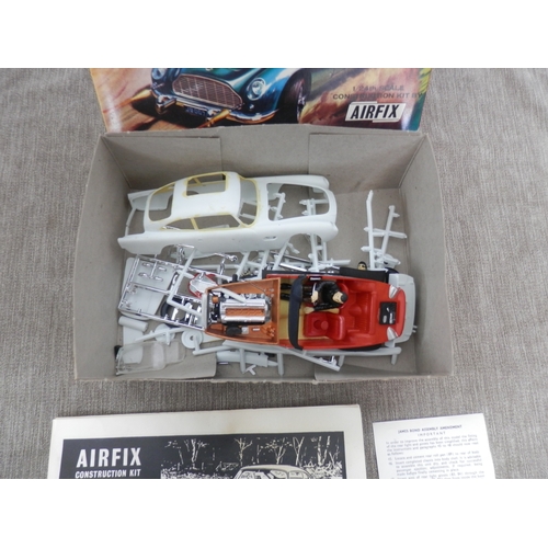 465 - Airfix Endeavour 1768 No 701 in Original Box