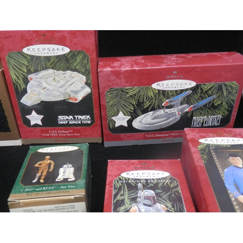 472 - Collection of Mint and Boxed Star Wars Keepsake Ornaments/Figurines