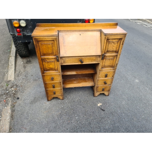 1232 - 1930s Golden Oak Bureau