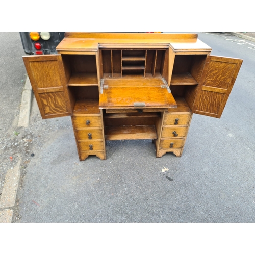 1232 - 1930s Golden Oak Bureau