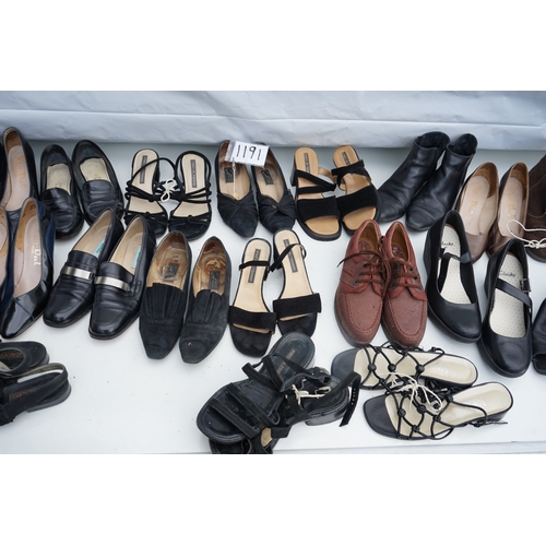 1191 - Mixed Lot of Car boot Footwear