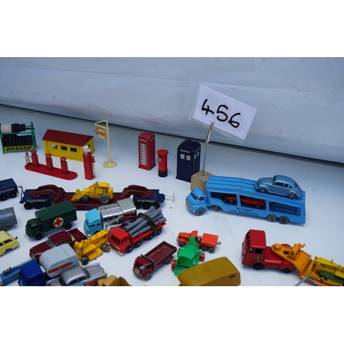 456 - Lot of Vintage 1960s Lesney Matchbox Cars, Buildings & Accessories including many rare examples