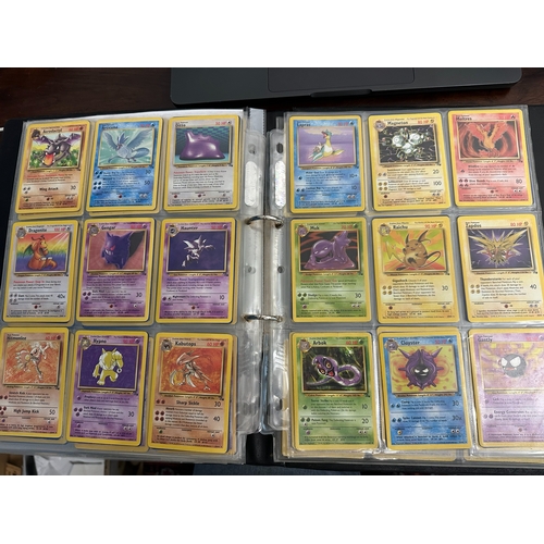 283 - Pokémon TCG - Fossil Complete Set 62/62 plus 4 other cards to Incl. Lt Surges Raichu