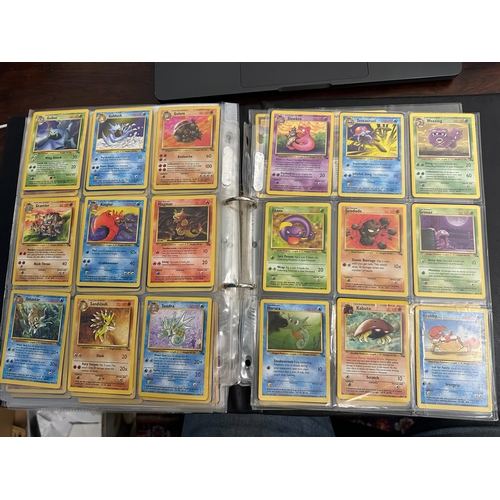 283 - Pokémon TCG - Fossil Complete Set 62/62 plus 4 other cards to Incl. Lt Surges Raichu