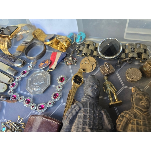 93C - Good tray of interesting small items including vintage jewellery, Sterling Silver items, antique sma... 