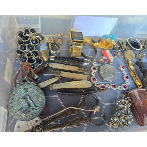 93C - Good tray of interesting small items including vintage jewellery, Sterling Silver items, antique sma... 