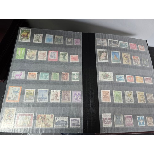 99E - 3x good albums of world stamps - Small example shown