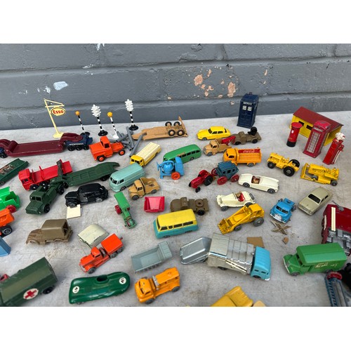 456 - Lot of Vintage 1960s Lesney Matchbox Cars, Buildings & Accessories including many rare examples