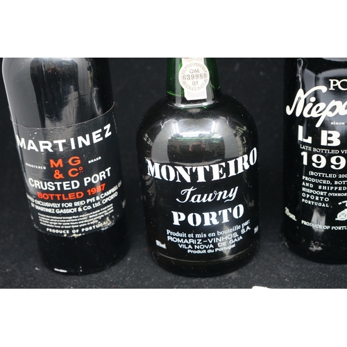 37 - Selection of port to include Martinez, Monteiro, Niepoort and LBV ports