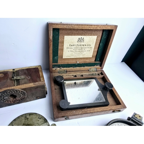 61B - Group of vintage & antique maritime / scientific items including a fine sexton, military compass etc